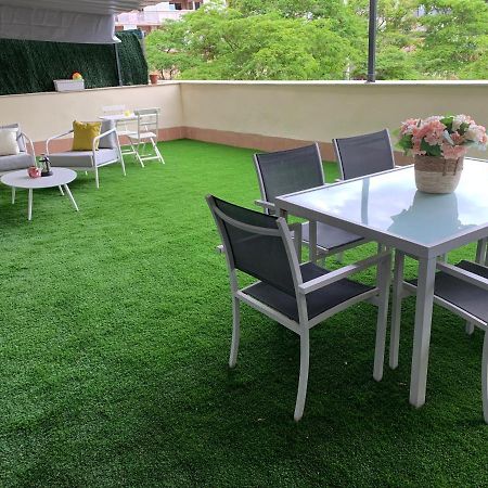 Ferienwohnung Espectacular Piso Con Fascinante Terraza Near Barcelona Sant Adria de Besos Exterior foto