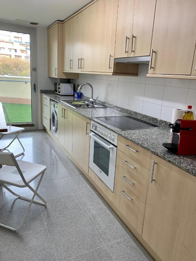 Ferienwohnung Espectacular Piso Con Fascinante Terraza Near Barcelona Sant Adria de Besos Exterior foto