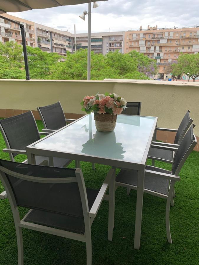 Ferienwohnung Espectacular Piso Con Fascinante Terraza Near Barcelona Sant Adria de Besos Exterior foto