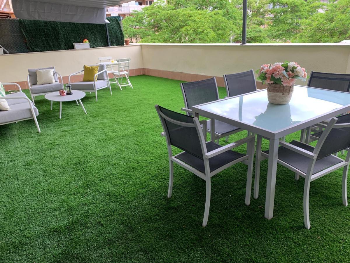 Ferienwohnung Espectacular Piso Con Fascinante Terraza Near Barcelona Sant Adria de Besos Exterior foto